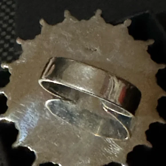 Sterling Silver Bumble Bee Jasper concho statement adjustable ring - Picture 2 of 3